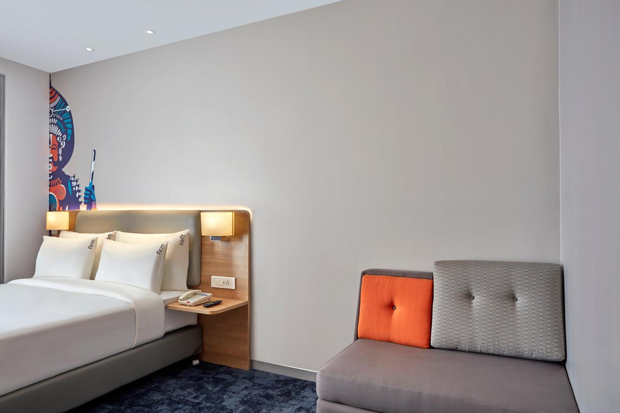Holiday Inn Express Bengaluru Bommasandra By Ihg Kammasandra Zewnętrze zdjęcie
